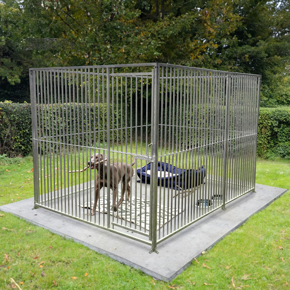 2m Dog Run Panel With Door – 5cm Bar Spacing
