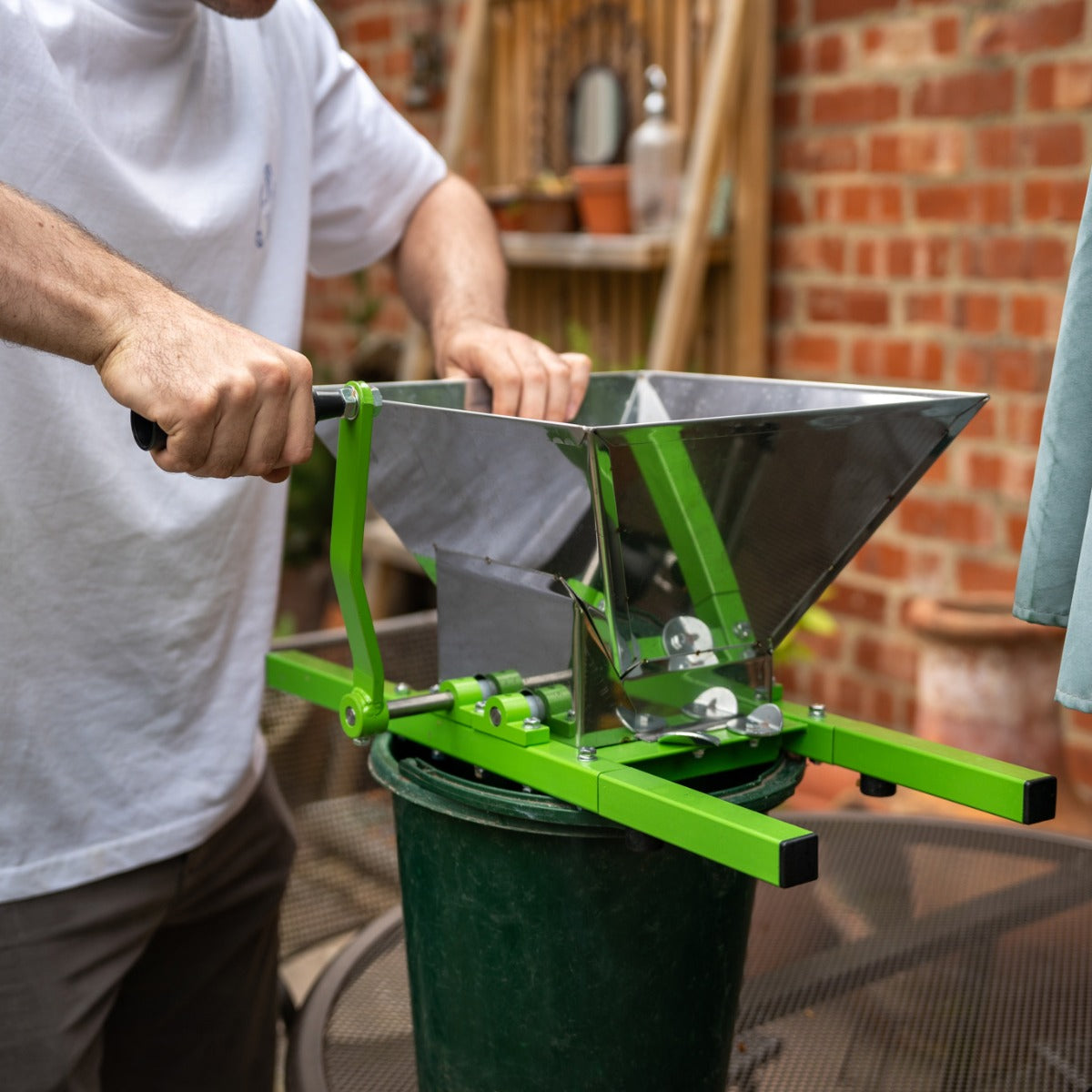 KuKoo 7 Litre Fruit Crusher