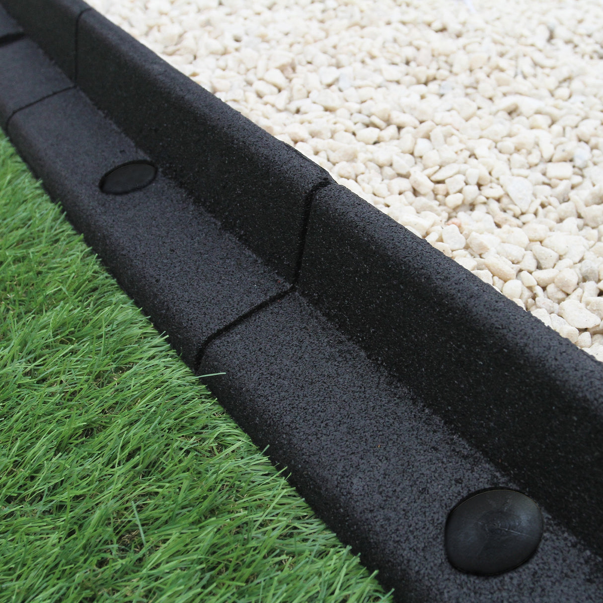 Flexible Lawn Edging Black 1.2m x 16